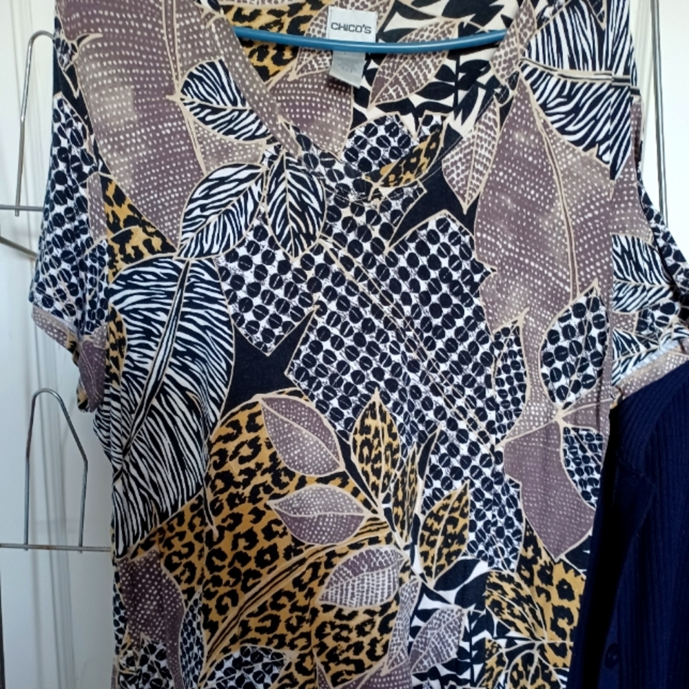 Chicos animal print short sleeve top